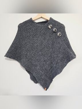 Handmade Gray Knit Poncho Cape Felt Button Boho Artisan Cozy Wrap Wool Blend OS